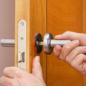 Father Son Locksmith Store Lenexa, KS 913-364-2646 - broken-key-extraction